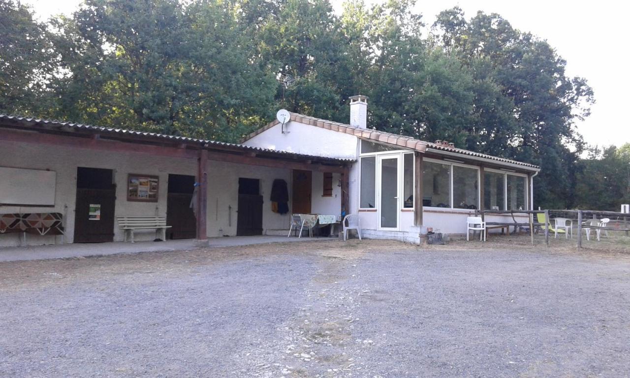 Ferme Equestre Des Abrons Villa Pailloles Bagian luar foto