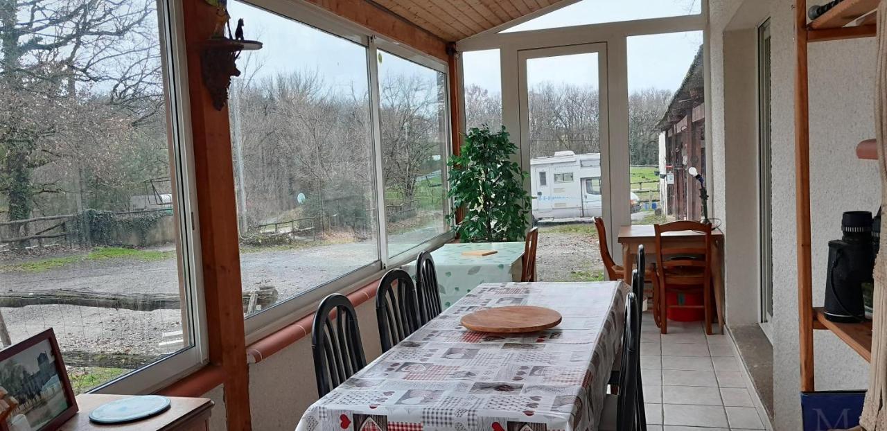 Ferme Equestre Des Abrons Villa Pailloles Bagian luar foto